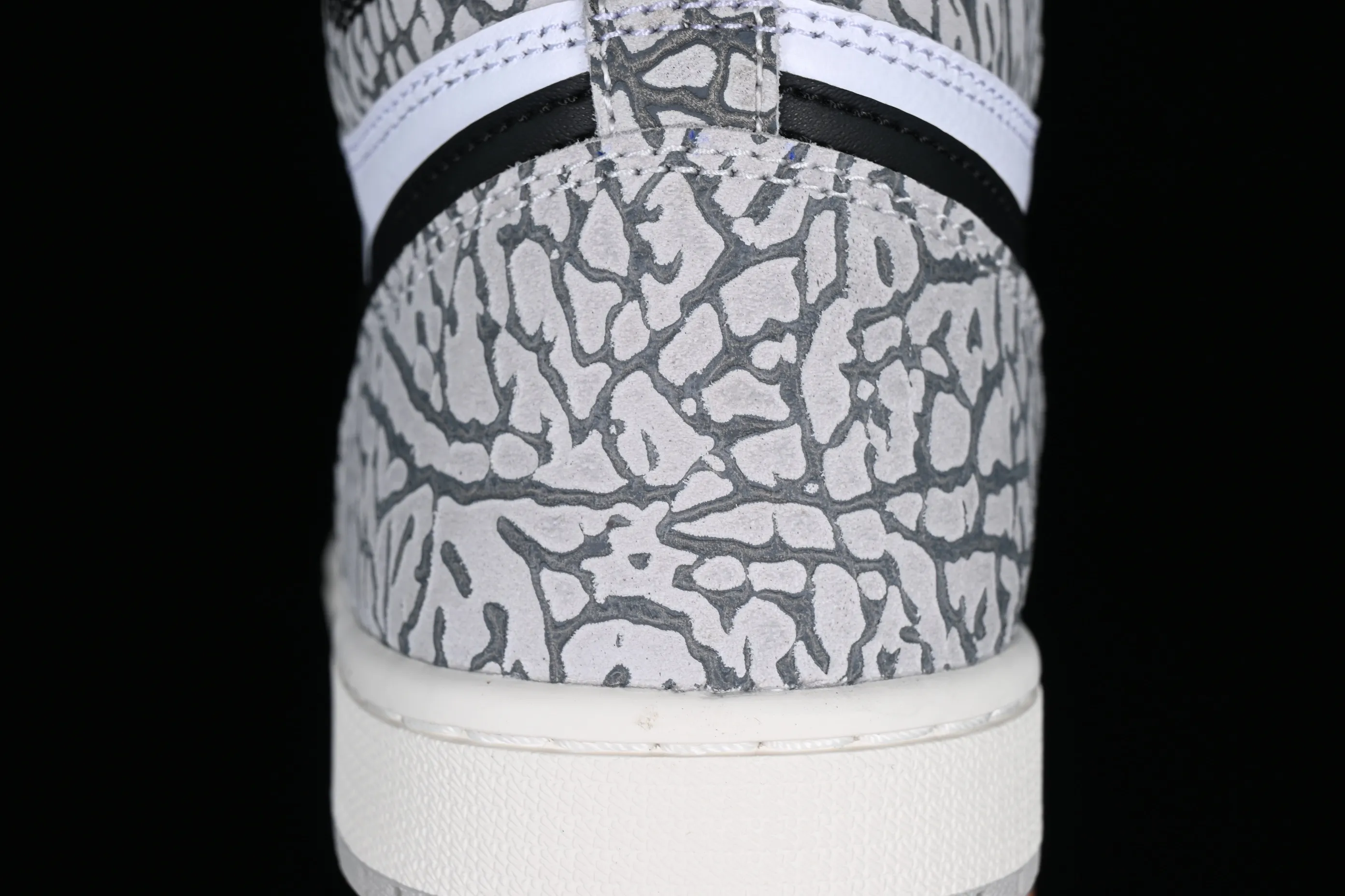 All categories Air Jordan Jordan series basketball shoes Air Jordan 1 High Pure original Air Jordan 1 High OG "White Cement" AJ1 Joe 1 elephant pattern high-top basketball shoes DZ5485-052
